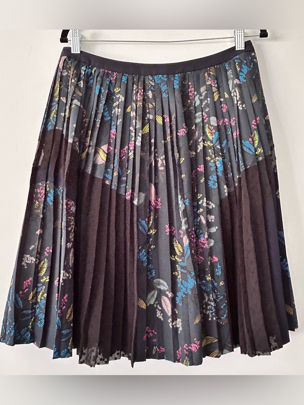 Banana Republic | Pleated Mixed Print Skirt sz 4